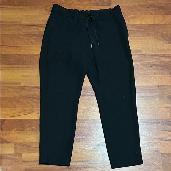 lululemon on the fly pant - Picture 1 of 3